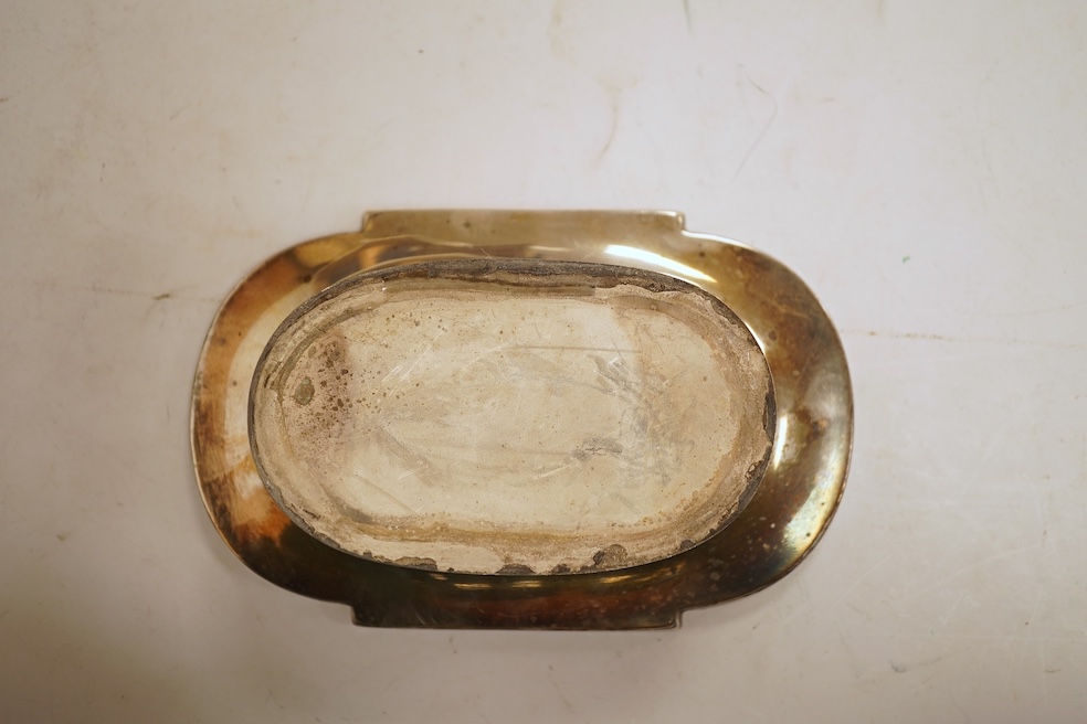 An Edwardian silver rectangular fruit basket, Fenton Brothers Ltd, Sheffield, 1902, base a.f., 22.6oz.